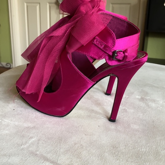 Gorgeous hot pink Mix No 6 heels with tulle bow detail, size 7.5 - Picture 2 of 7